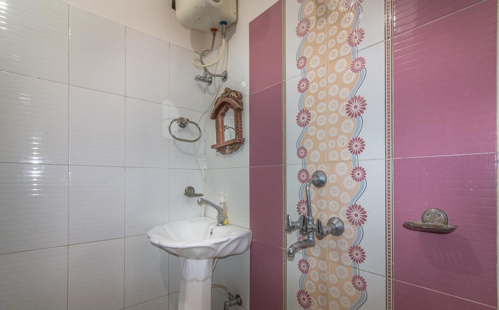 أُودايبور Whereabout Hostel المظهر الخارجي الصورة