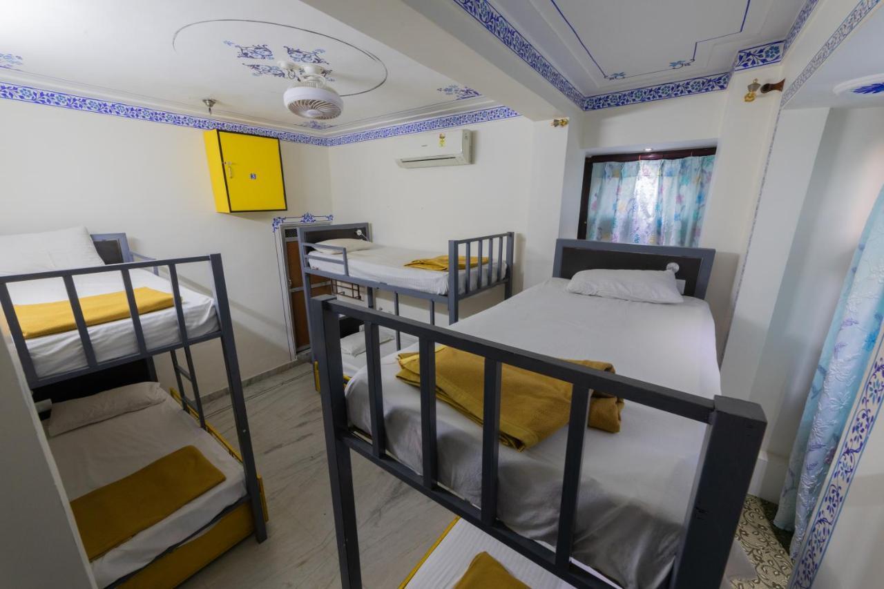 أُودايبور Whereabout Hostel المظهر الخارجي الصورة